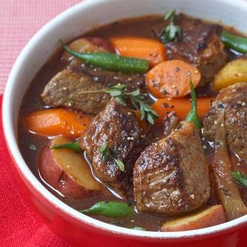 Chunky ragoût de boeuf http://www.santeastuces.com/2015/03/chunky-ragout-de-boeuf-donne-5-portions.html