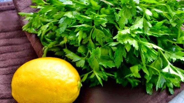 Buvezchaquejourvertboissonsetvotrecorpsseranettoy25C325A9detoxines2521