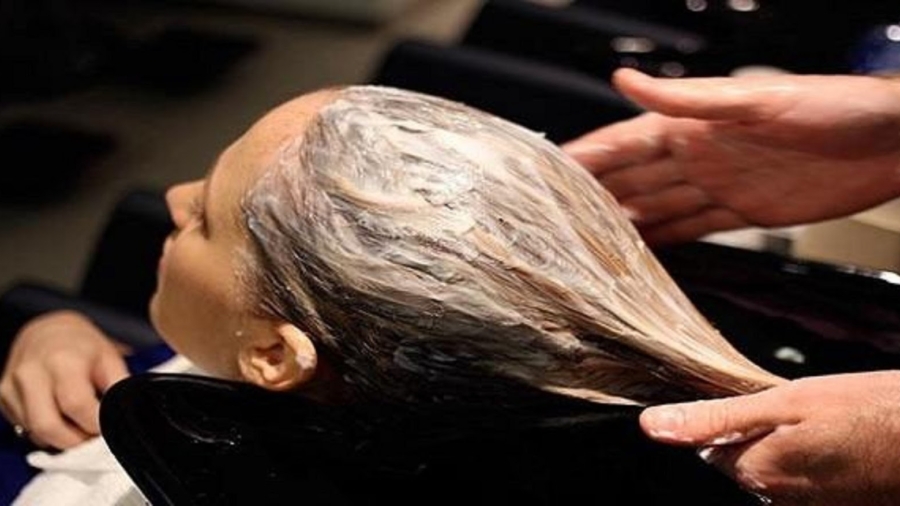 M25C325A9langercestroisingr25C325A9dientsetlesmettresurvoscheveux