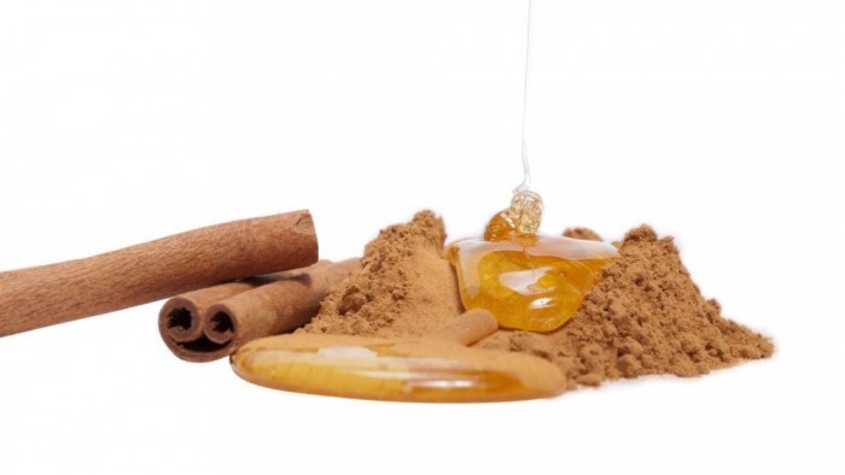 113Ann25C325A9evieuxManAvecvitalit25C325A9dUnjeunehommeAvecconsommeringr25C325A9dientsCinq