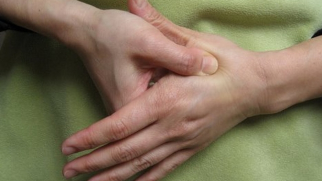 Enappuyantsurcespointslesmauxdet25C325AAtevontdisparaitredansunedemi-minute2521