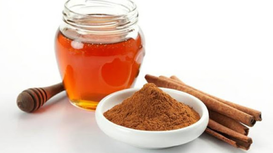 Voicicequisepasse252Clorsquevousmangezlemieletlacannellequotidiennement