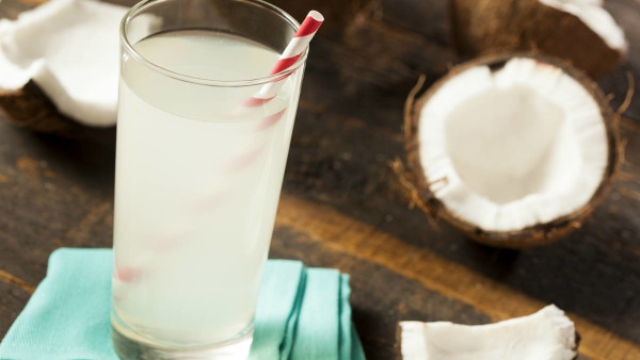 Voil25C325A0cequiarrive25C325A0votrecorpsquandvousbuvezl2527eaudecoco