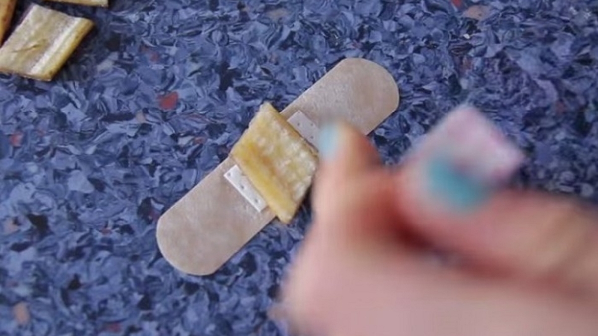 Commentsed25C325A9barrasserdesverruesaveclespeluresdebananes